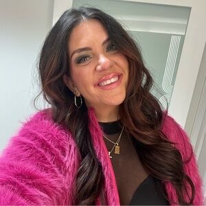 Meet your Posher, Lauren